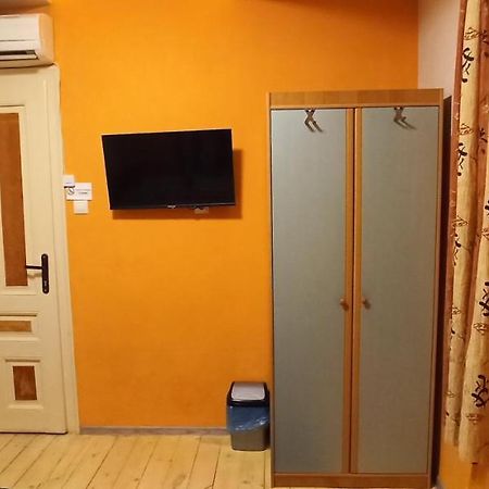 Къща Hotel Gabrovo Buitenkant foto