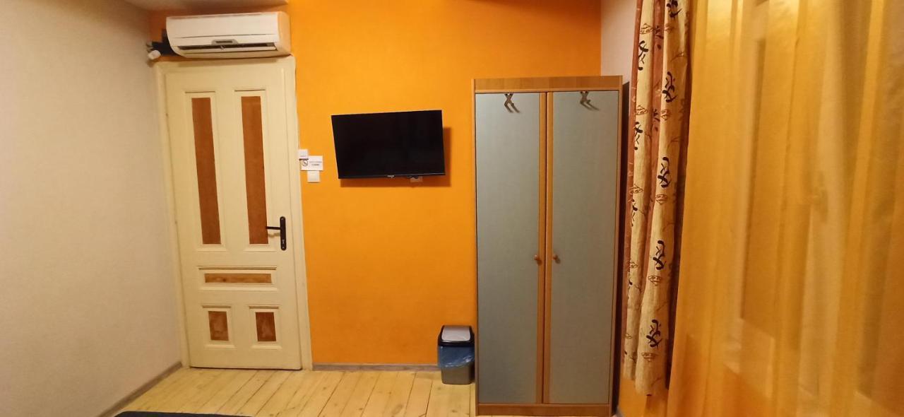 Къща Hotel Gabrovo Buitenkant foto